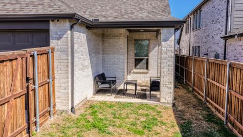 913 Gilbreath Avenue Crowley TX 76036