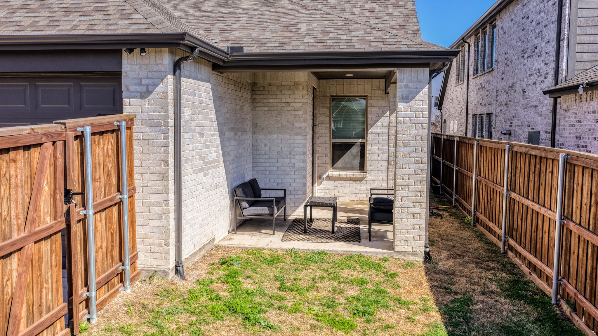 913 Gilbreath Avenue Crowley TX 76036