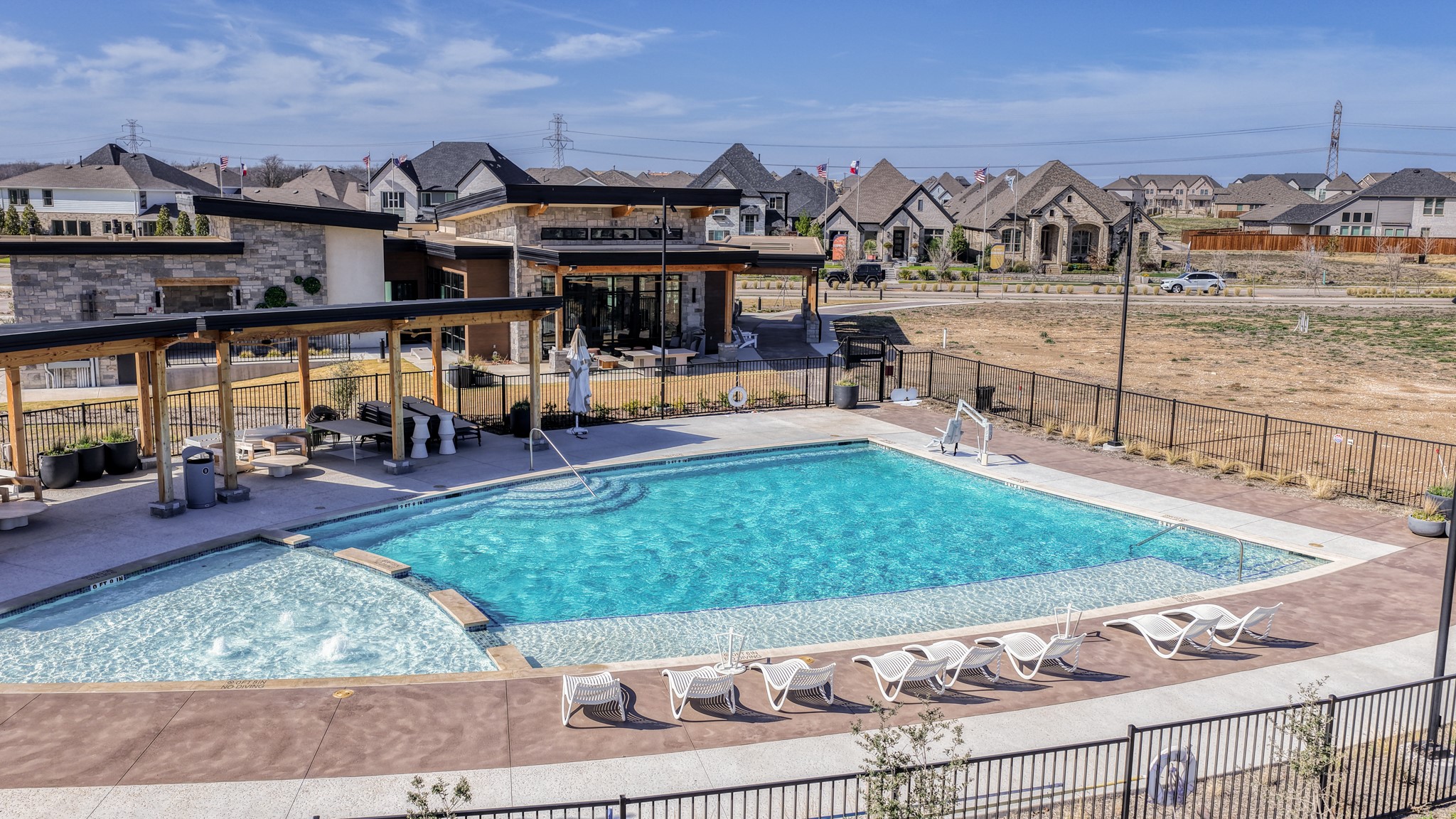 913 Gilbreath Avenue Crowley TX 76036