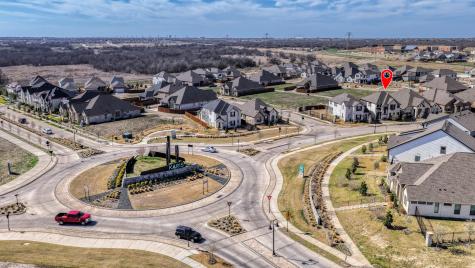913 Gilbreath Avenue Crowley TX 76036