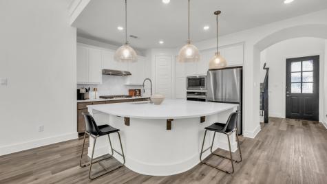 913 Gilbreath Avenue Crowley TX 76036