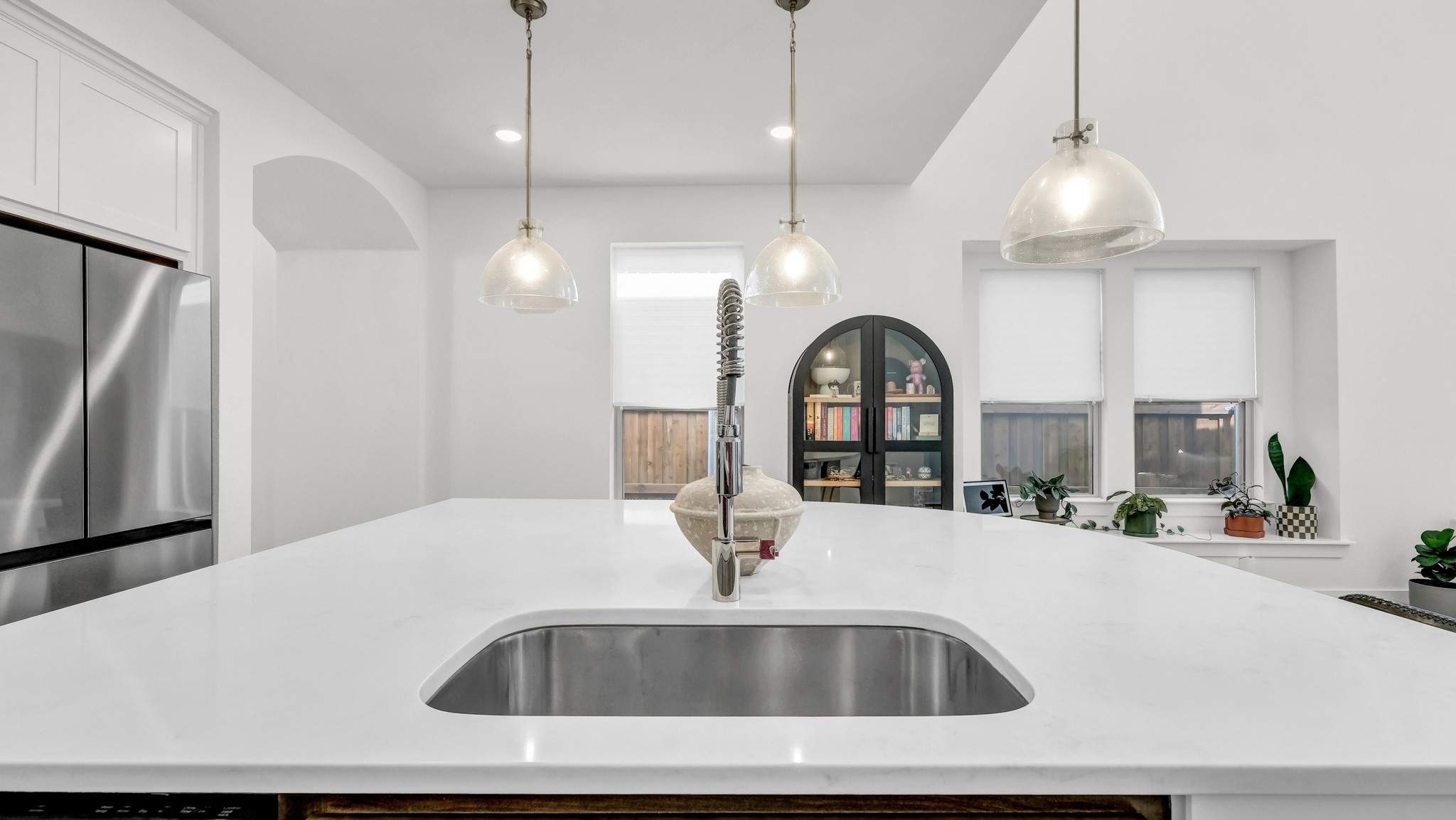913 Gilbreath Avenue Crowley TX 76036