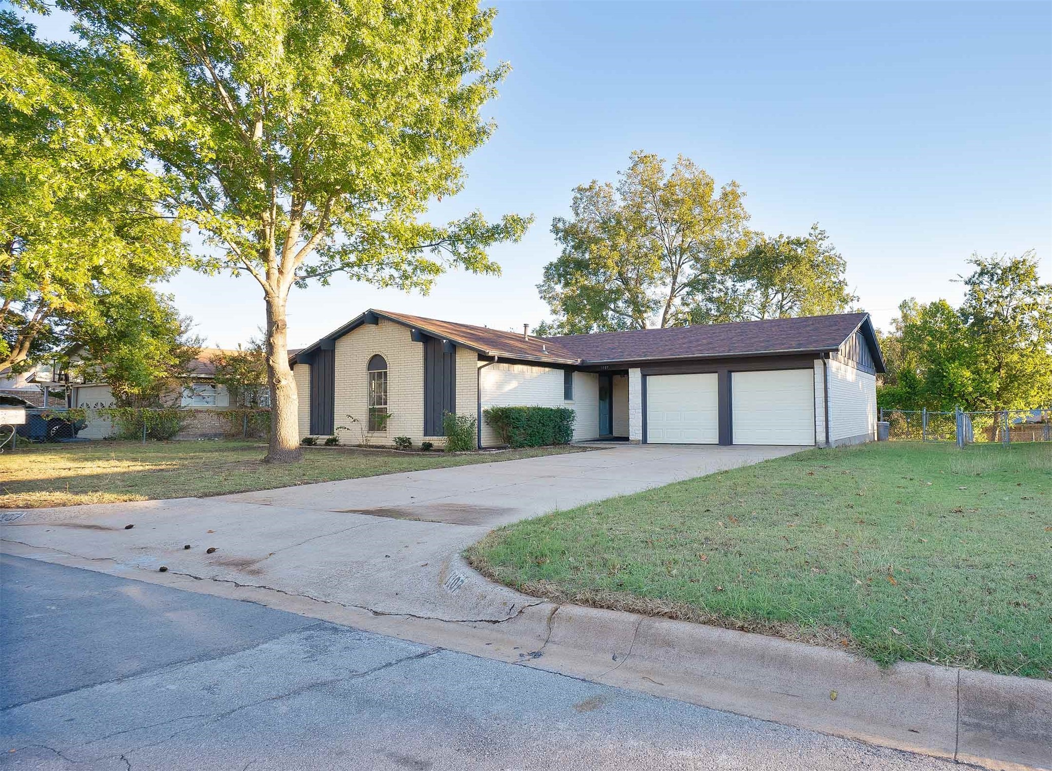 1107 Julie Street Weatherford TX 76086