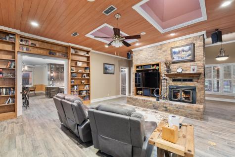 10080 Arvin Hill Road Aubrey TX 76227
