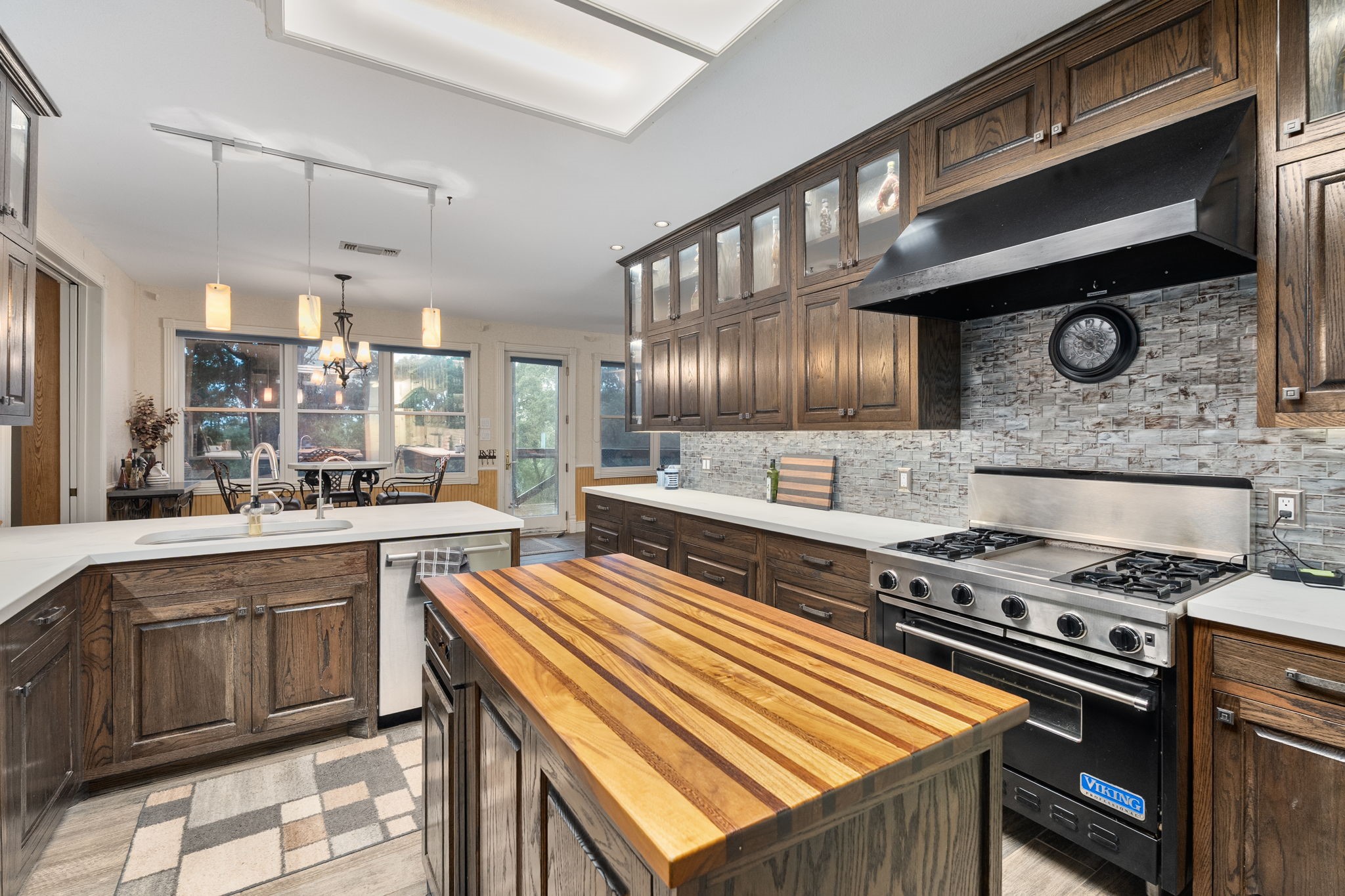 10080 Arvin Hill Road Aubrey TX 76227