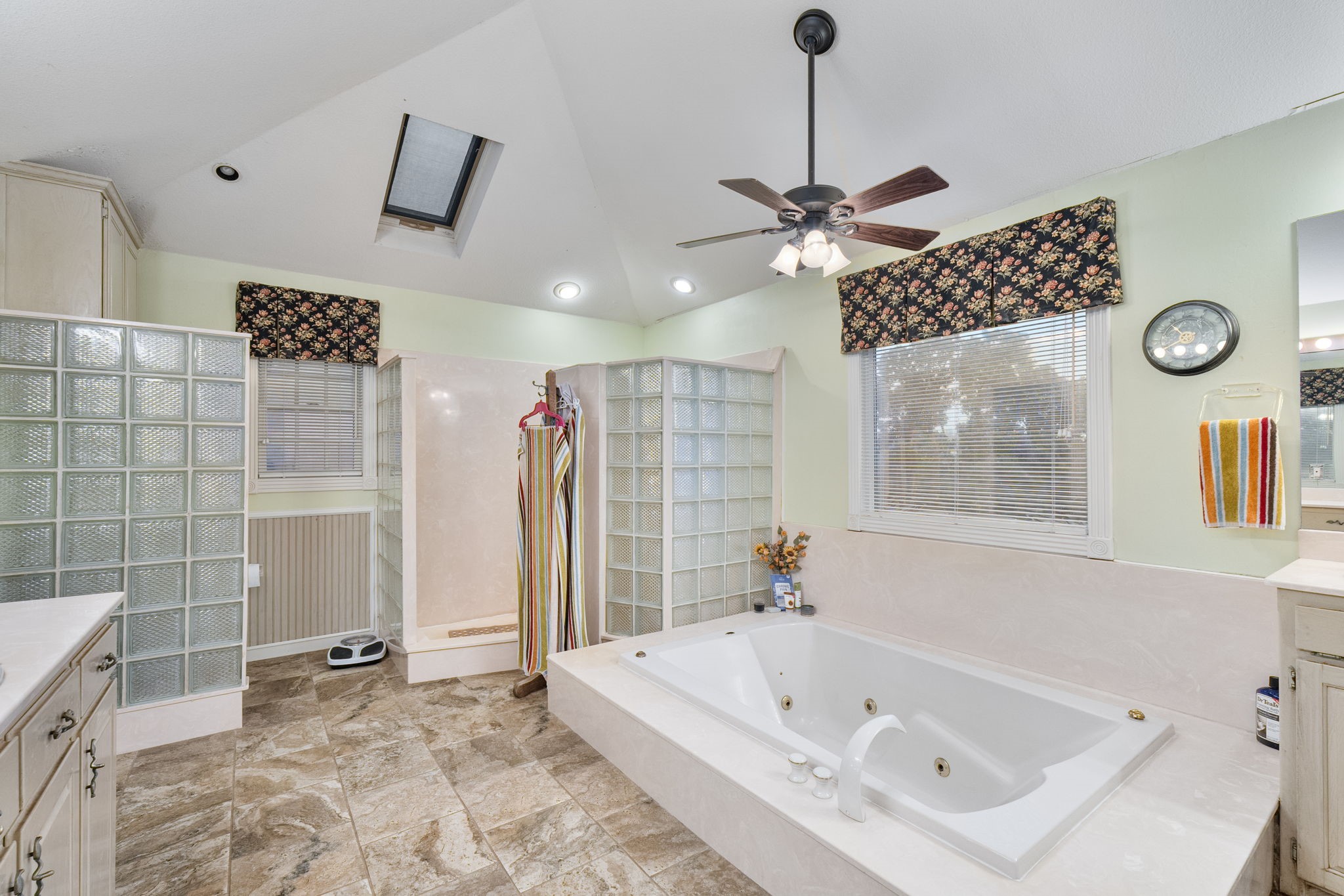 10080 Arvin Hill Road Aubrey TX 76227