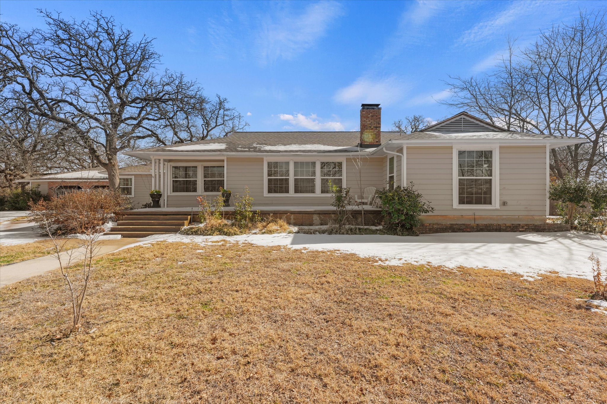 425 Oakhill Drive Denton TX 76201