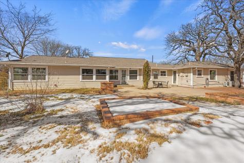 425 Oakhill Drive Denton TX 76201