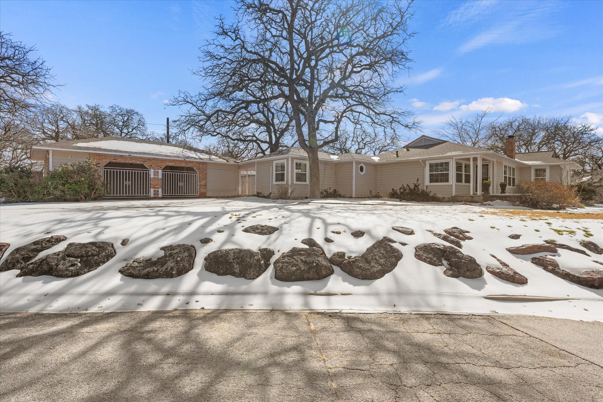425 Oakhill Drive Denton TX 76201