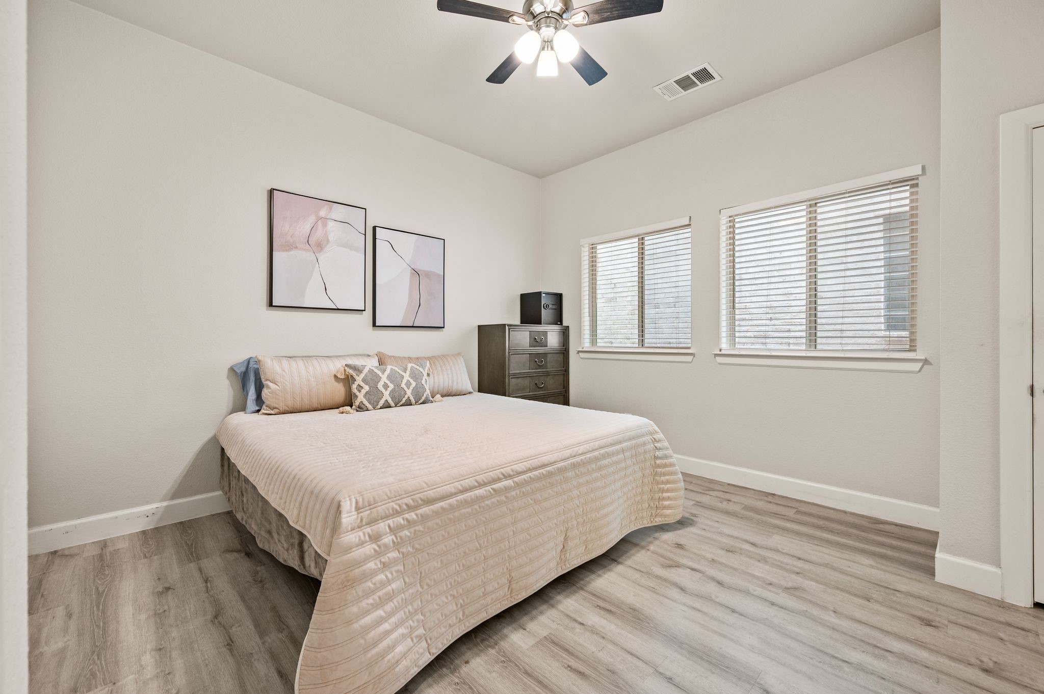 612 Courtyard Lane Irving TX 75039