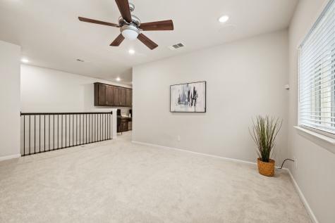 612 Courtyard Lane Irving TX 75039