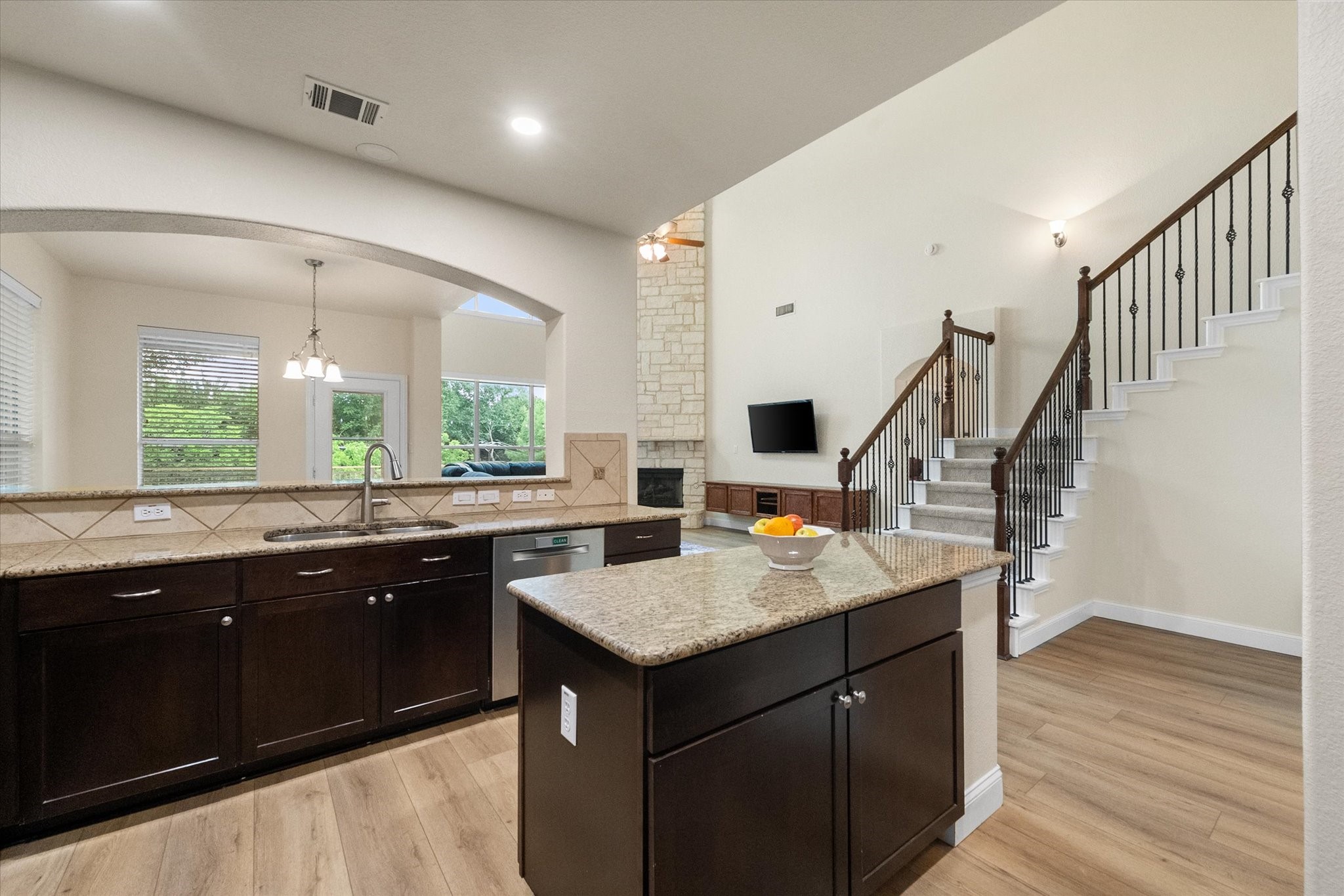 4421 Don Drive Mansfield TX 76063