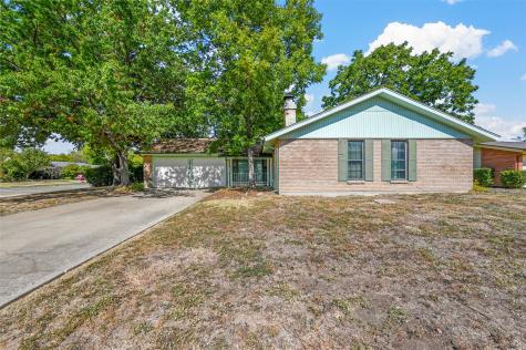1723 Bristol Court S Irving TX 75062