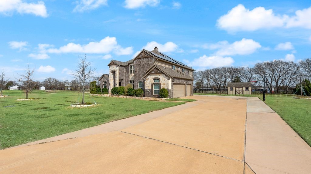 2305 Kallee Cove Celina TX 75009
