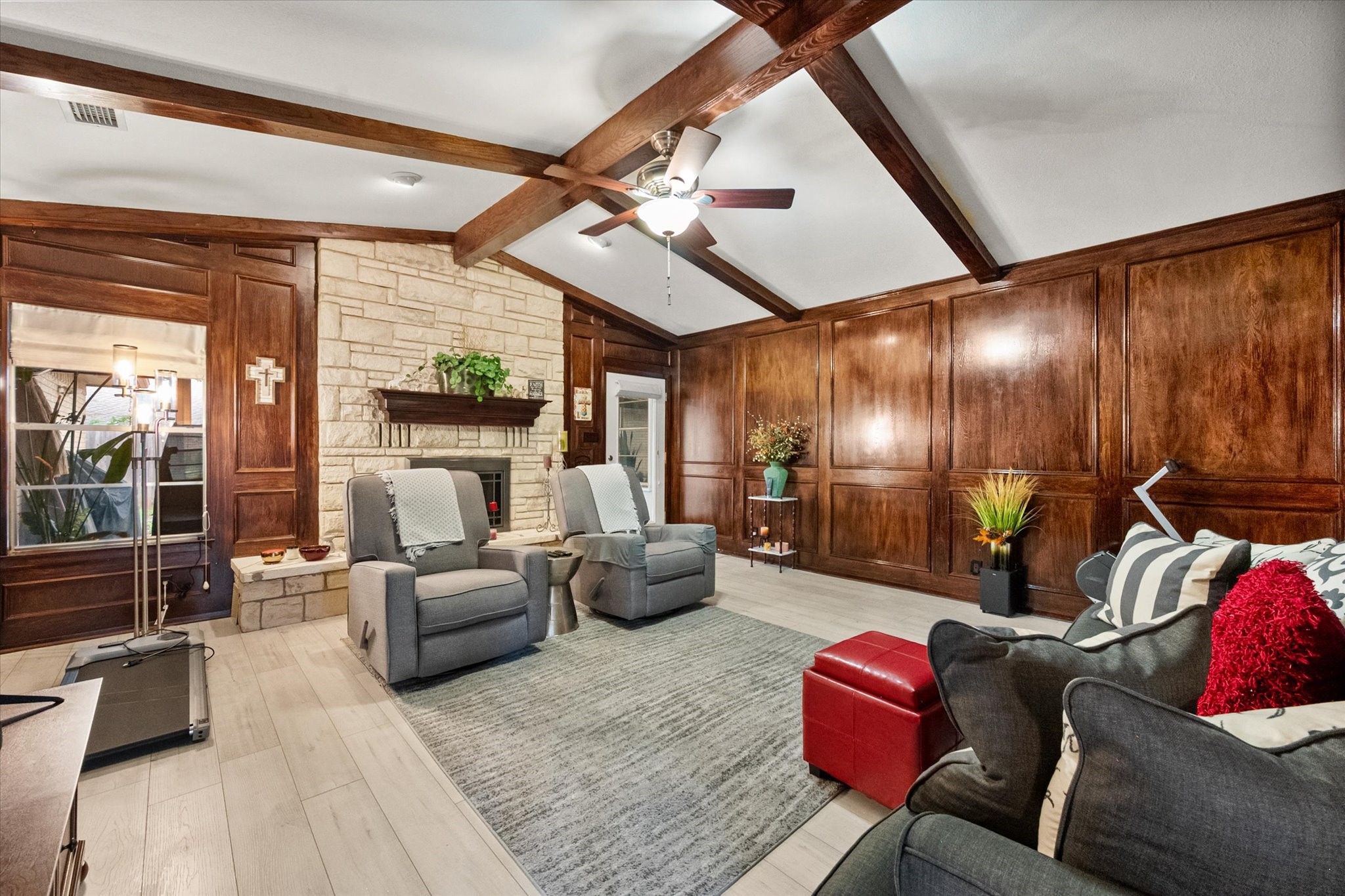 2801 Valparaiso Trail Arlington TX 76017