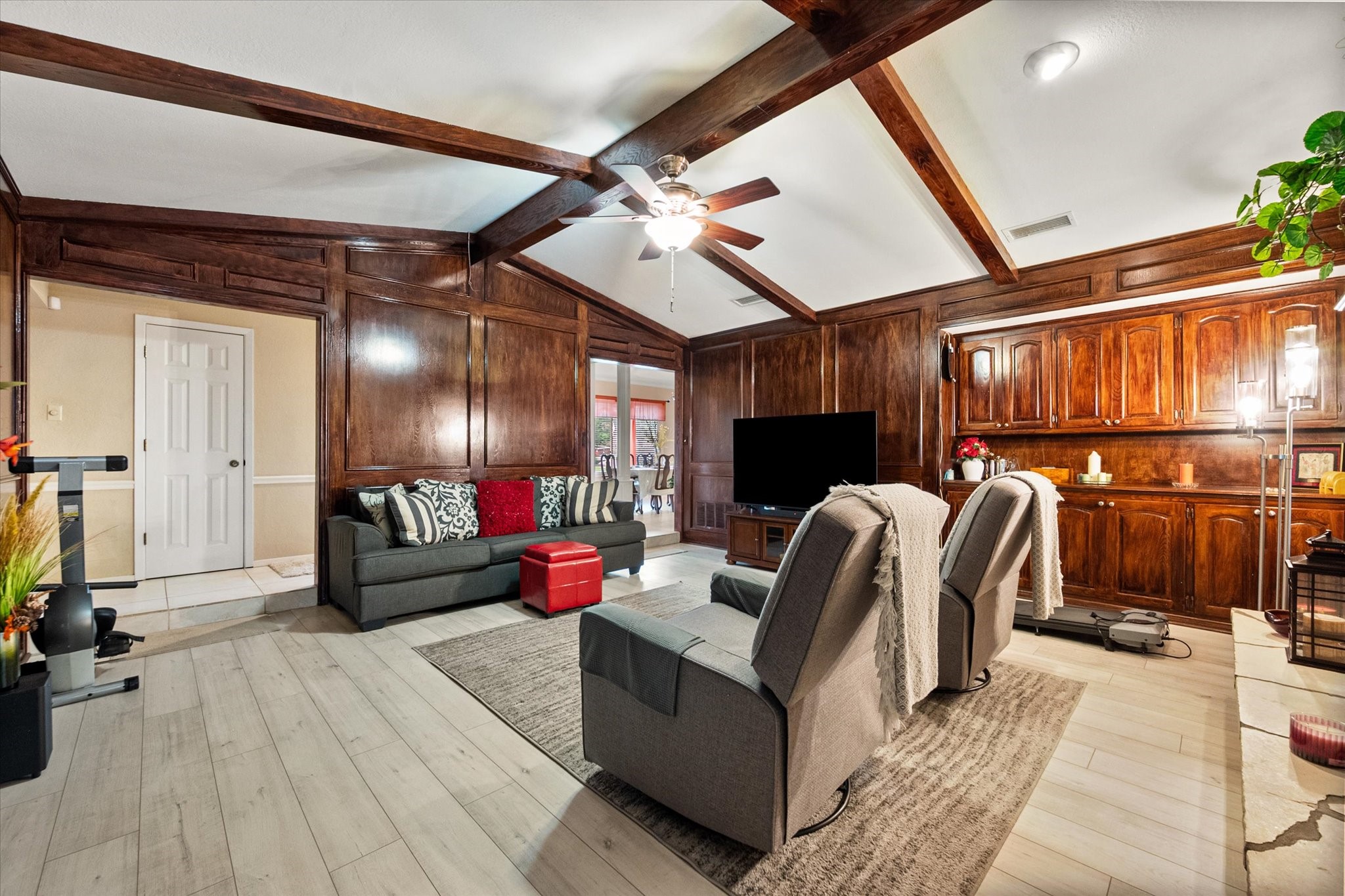 2801 Valparaiso Trail Arlington TX 76017