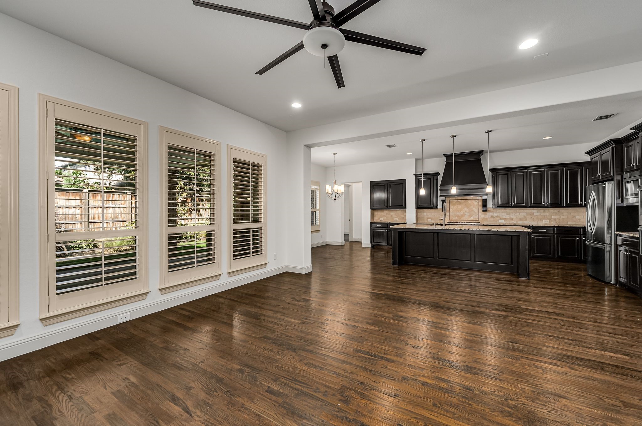 679 Flagstone Drive Irving TX 75039