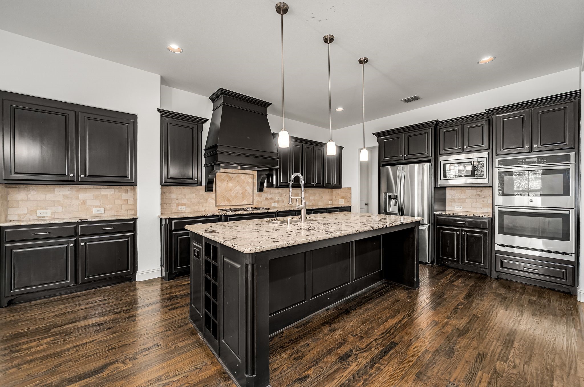 679 Flagstone Drive Irving TX 75039