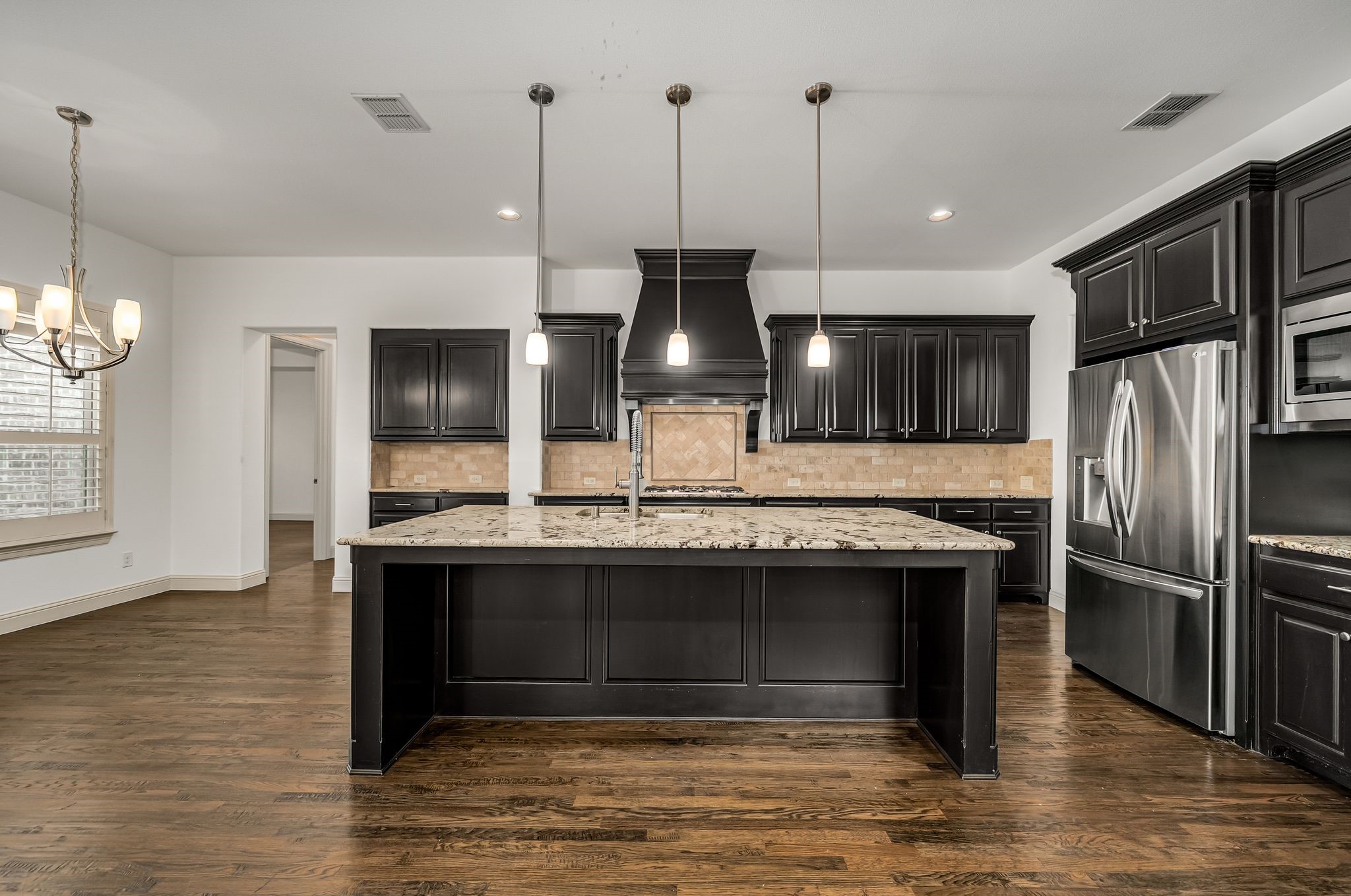 679 Flagstone Drive Irving TX 75039