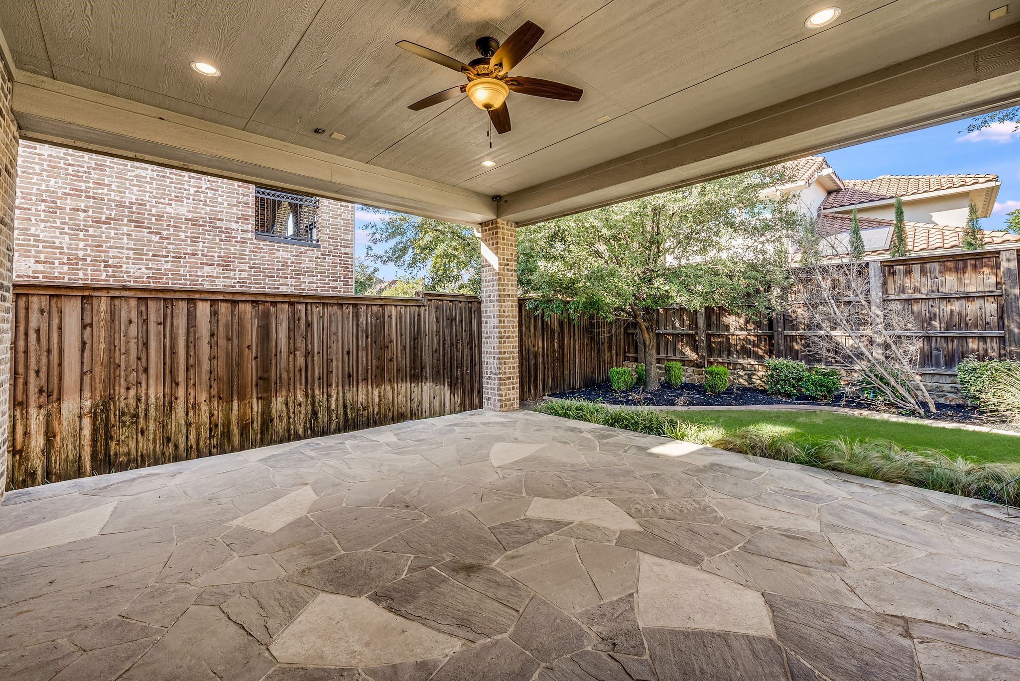 679 Flagstone Drive Irving TX 75039