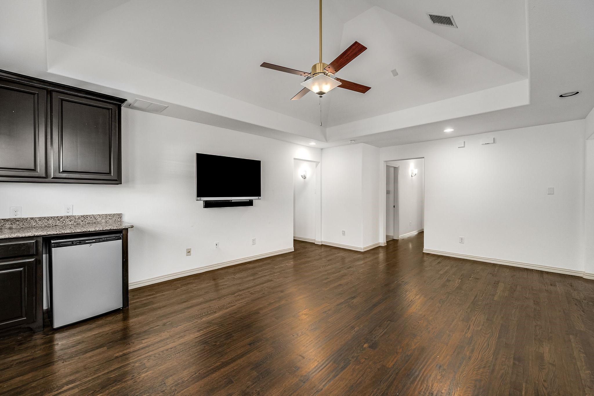 679 Flagstone Drive Irving TX 75039