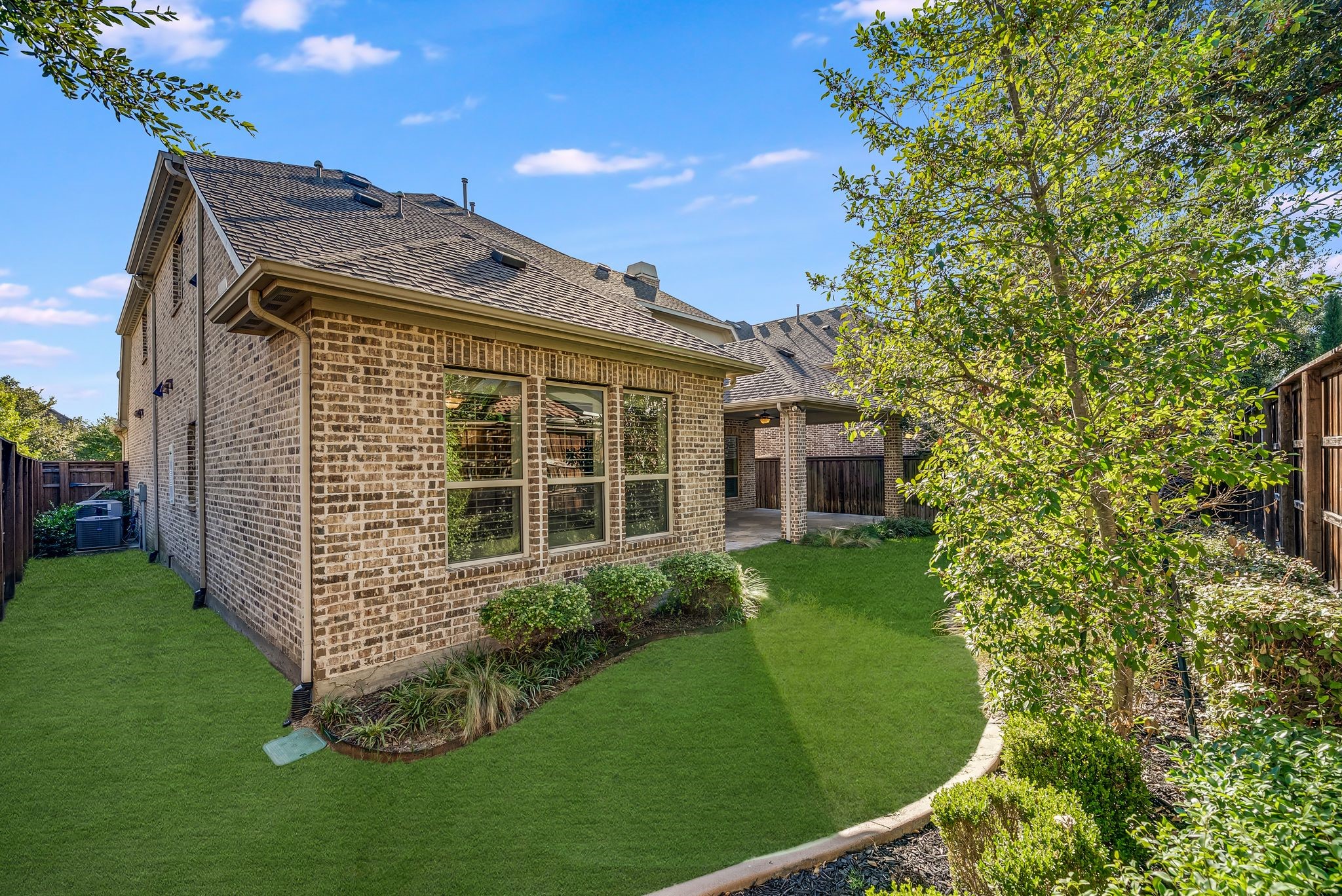 679 Flagstone Drive Irving TX 75039