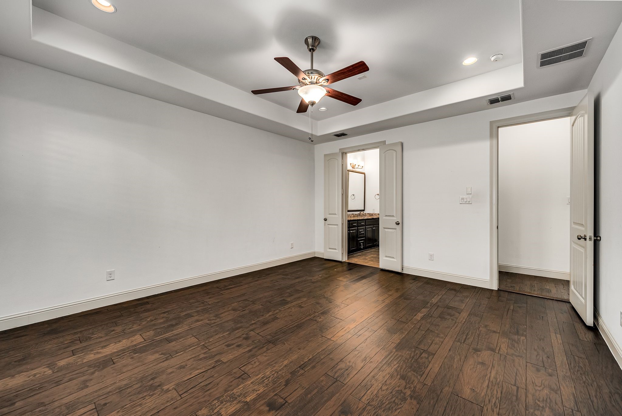 679 Flagstone Drive Irving TX 75039