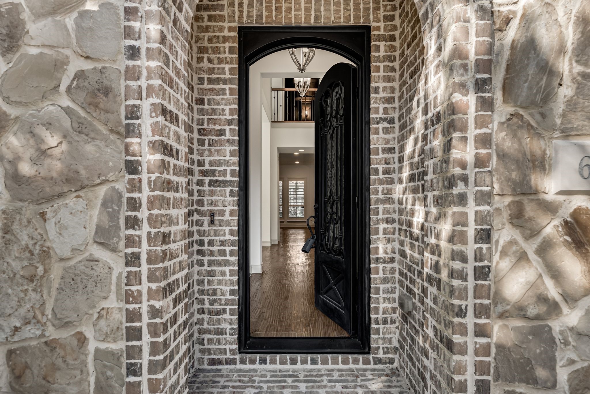 679 Flagstone Drive Irving TX 75039