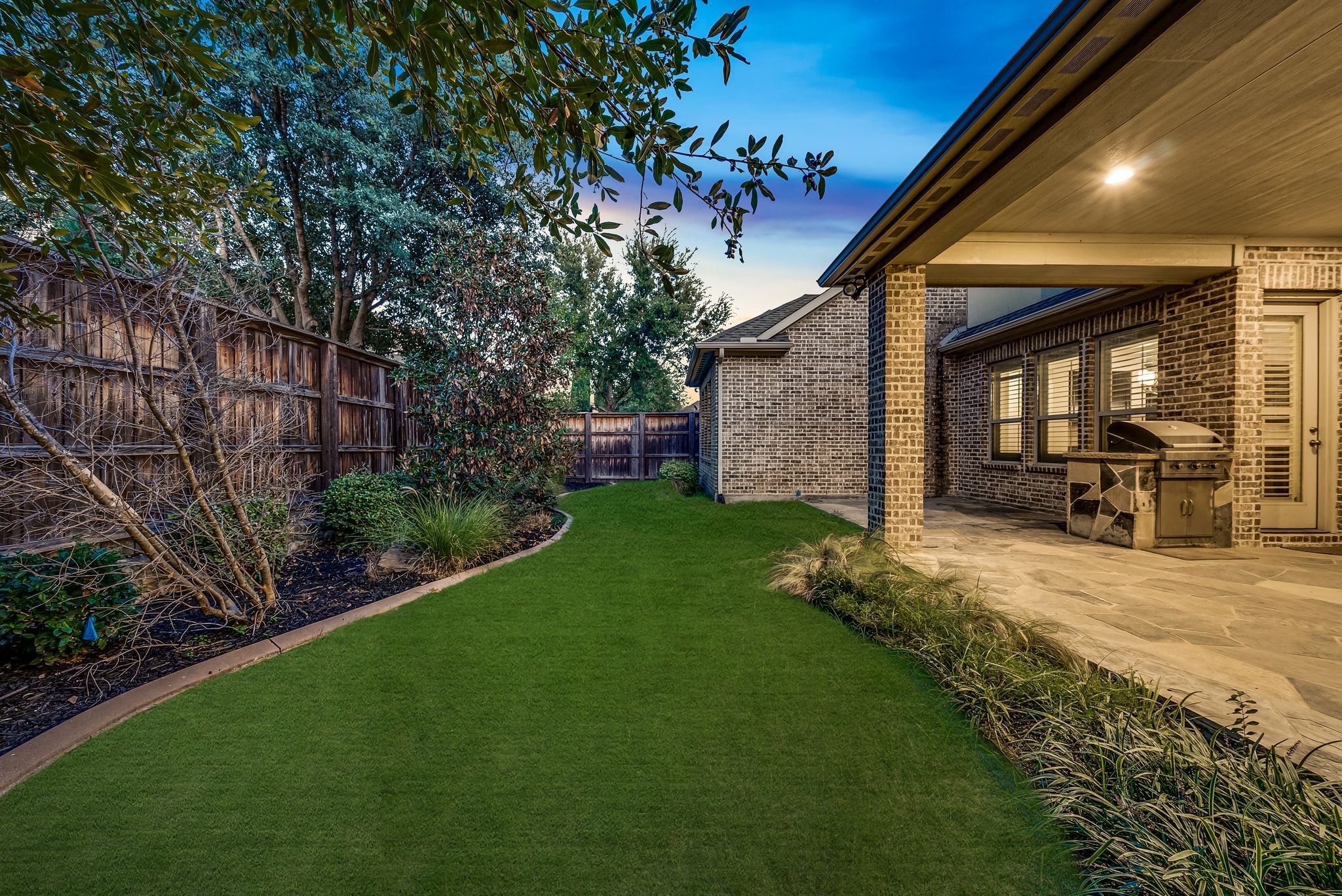 679 Flagstone Drive Irving TX 75039