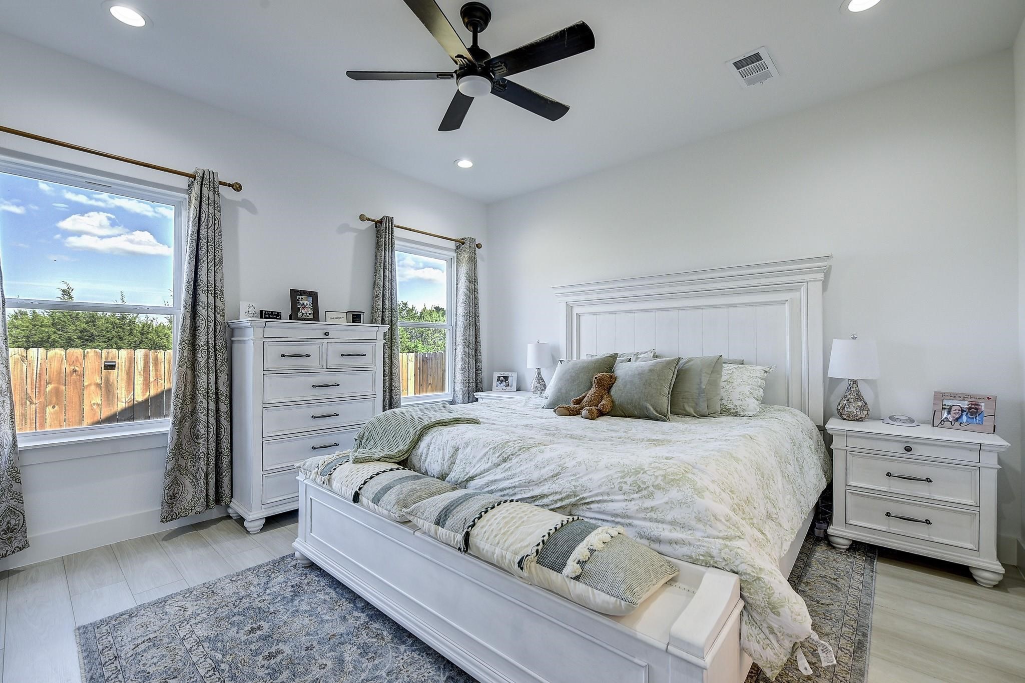 5807 Black Pine Circle Granbury TX 76048