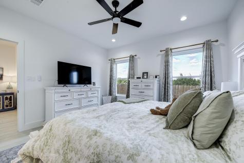 5807 Black Pine Circle Granbury TX 76048