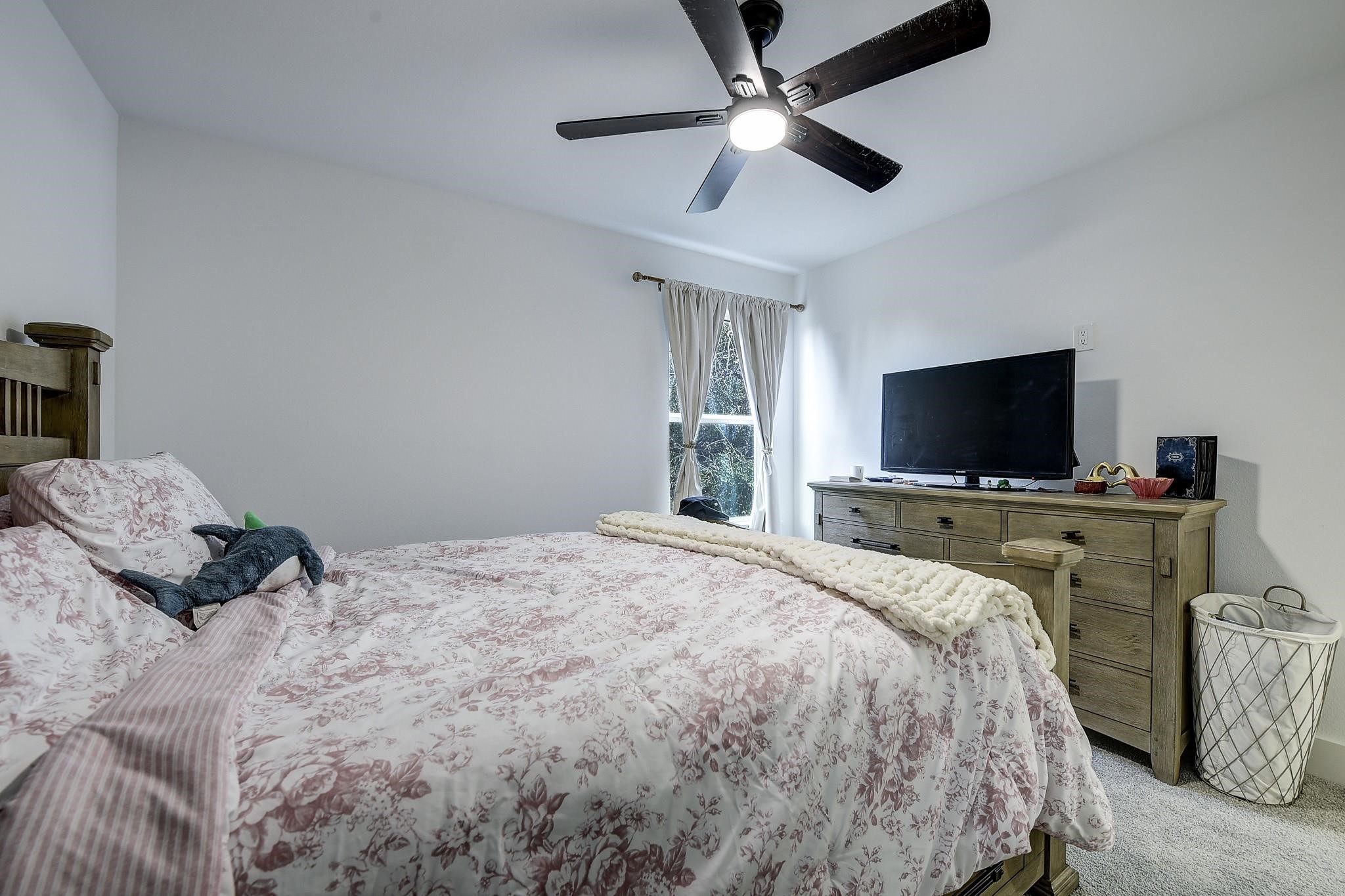 5807 Black Pine Circle Granbury TX 76048