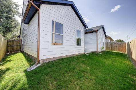 5807 Black Pine Circle Granbury TX 76048