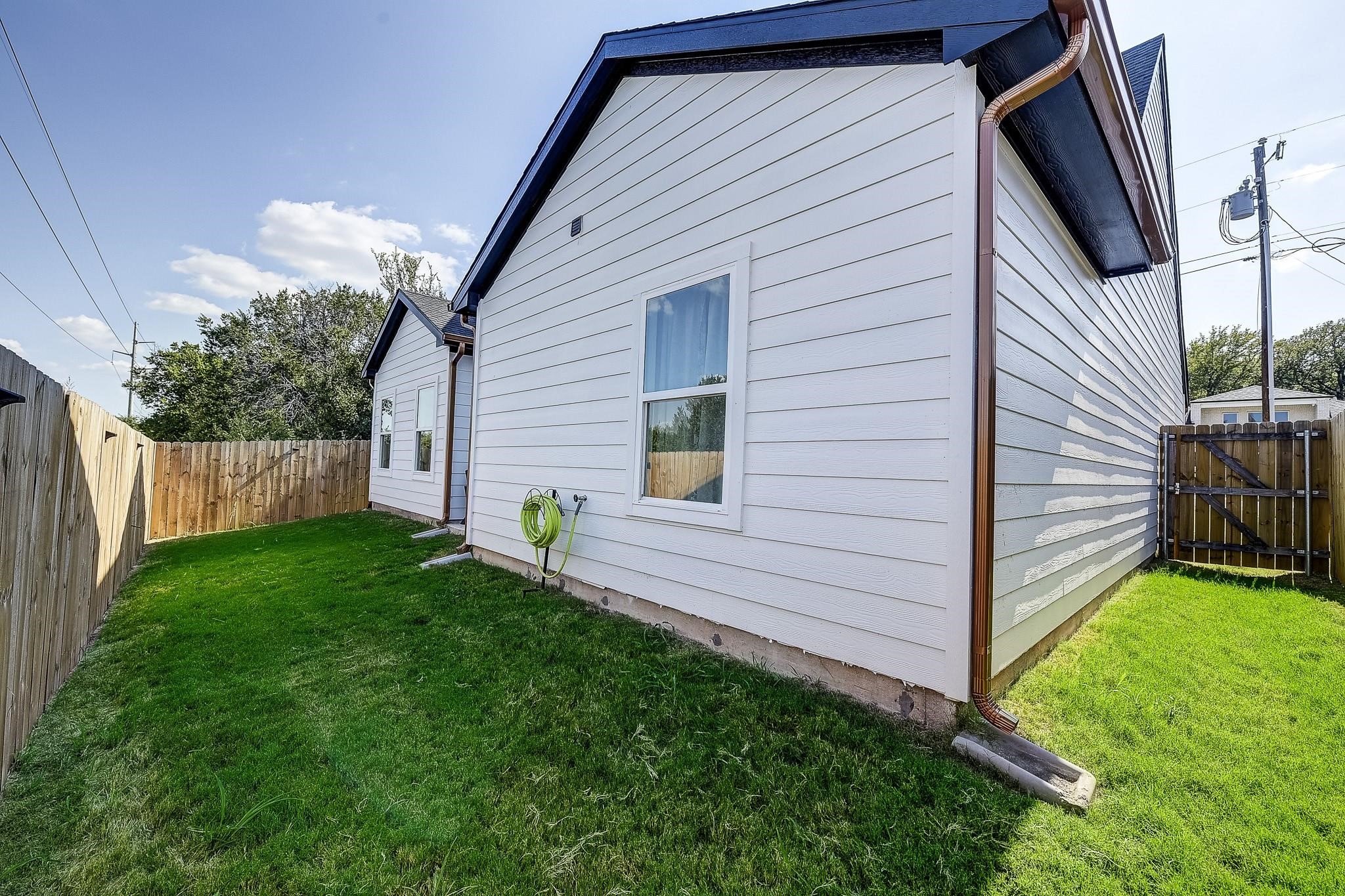5807 Black Pine Circle Granbury TX 76048