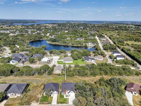 5807 Black Pine Circle Granbury TX 76048