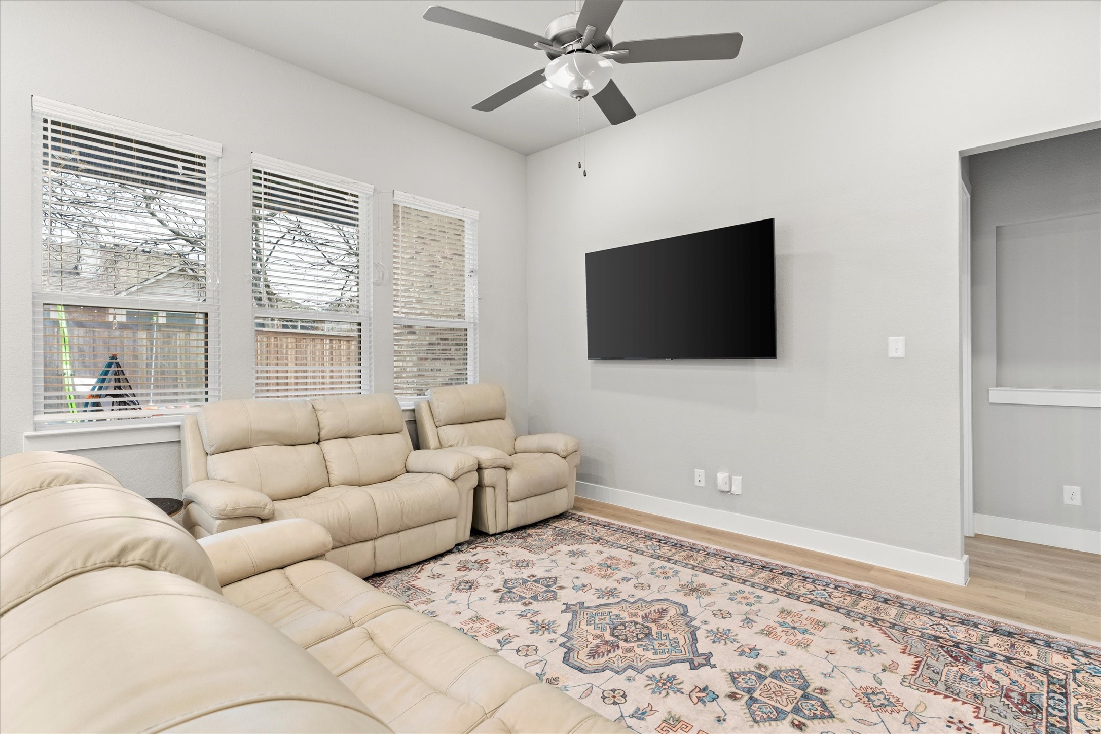 5823 Heatherwood Loop Sachse TX 75048
