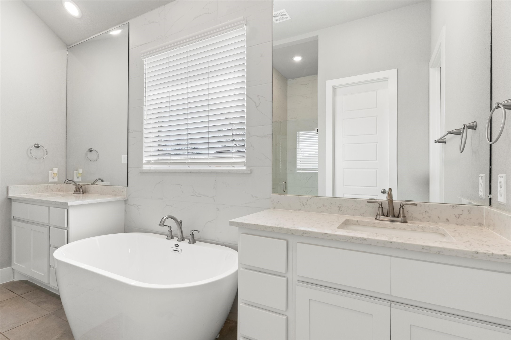 5823 Heatherwood Loop Sachse TX 75048