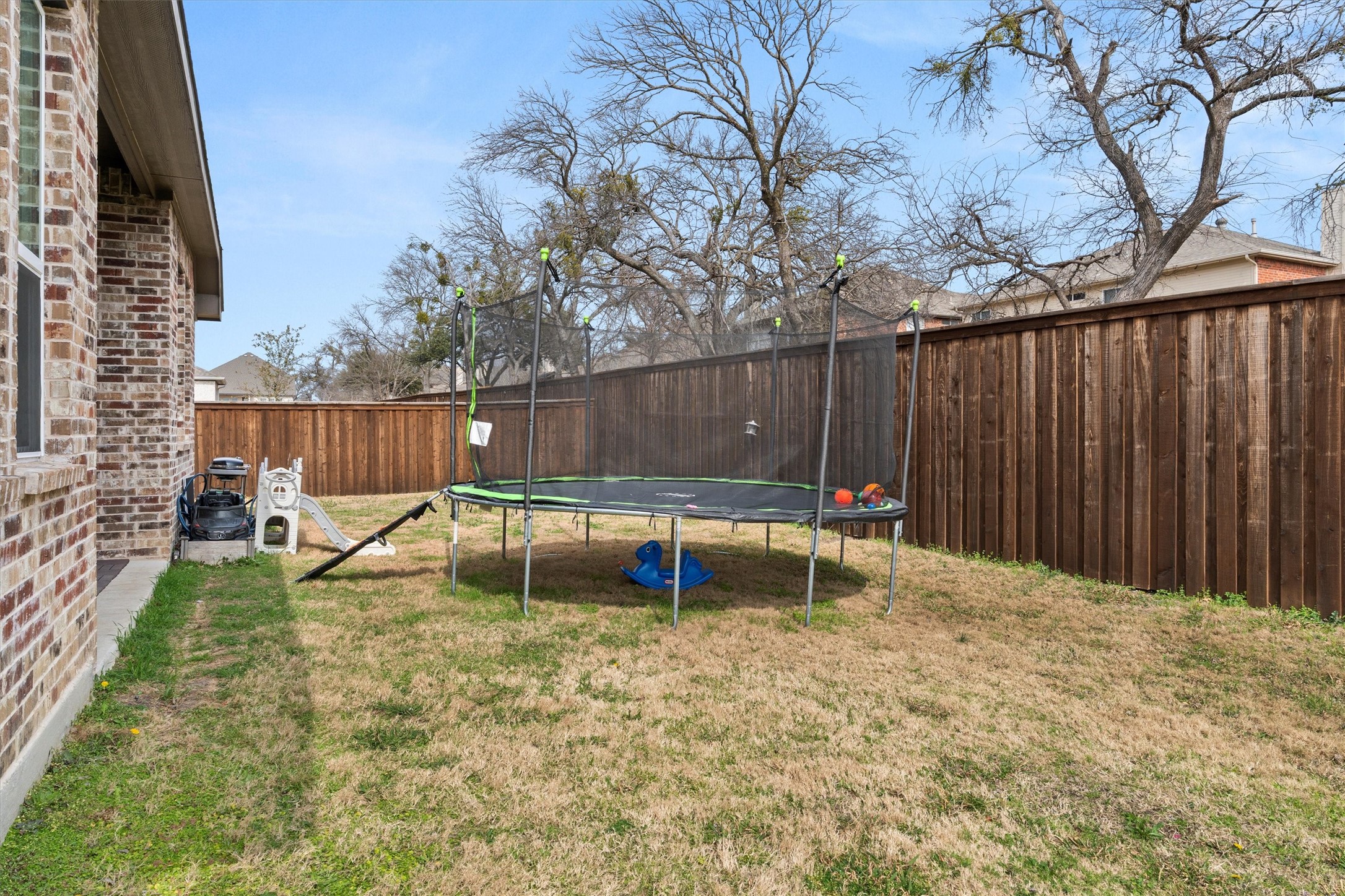 5823 Heatherwood Loop Sachse TX 75048