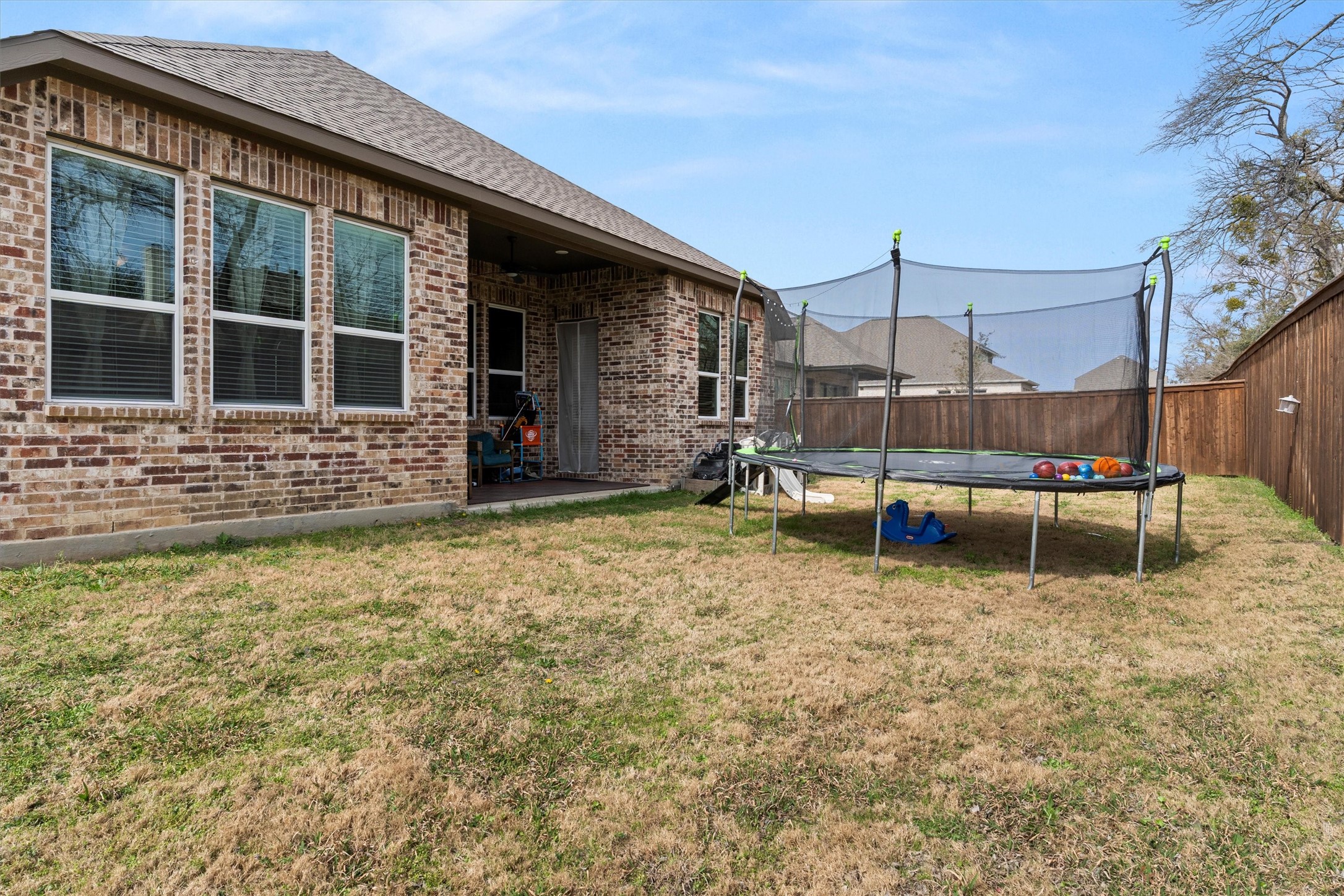 5823 Heatherwood Loop Sachse TX 75048