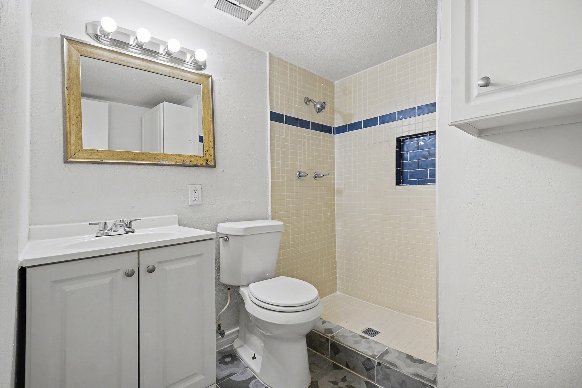 918 Sleepy Hollow Drive Garland TX 75043
