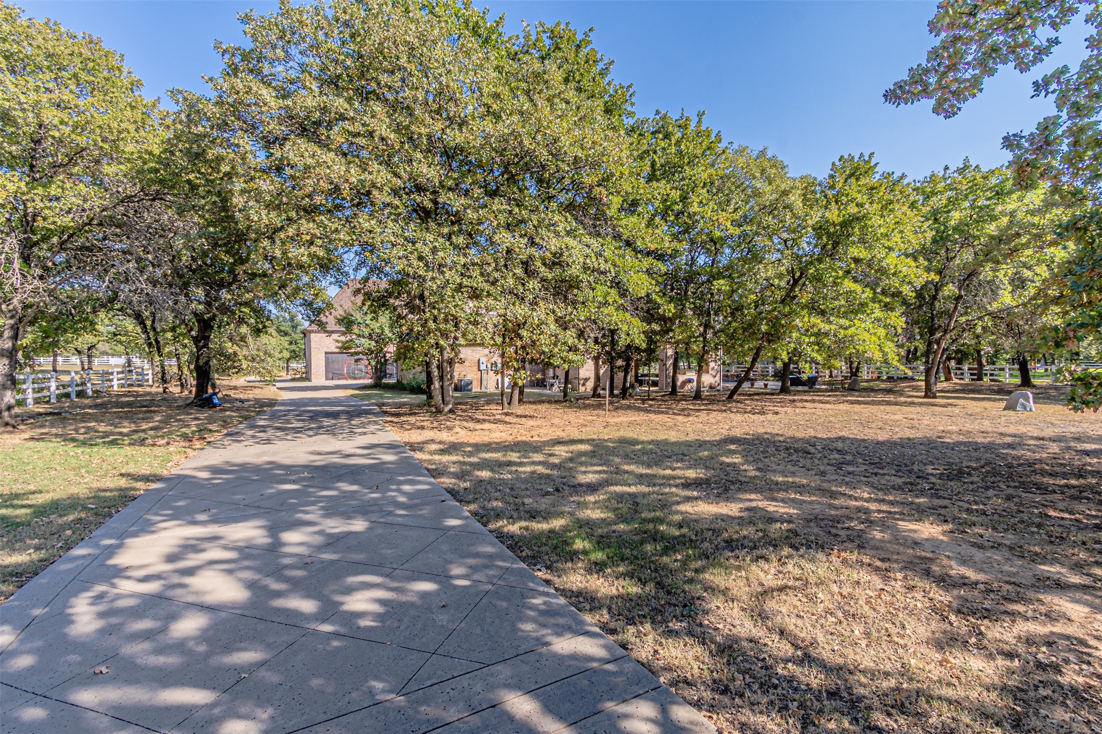 5312 Hidden Valley Court Mansfield TX 76063