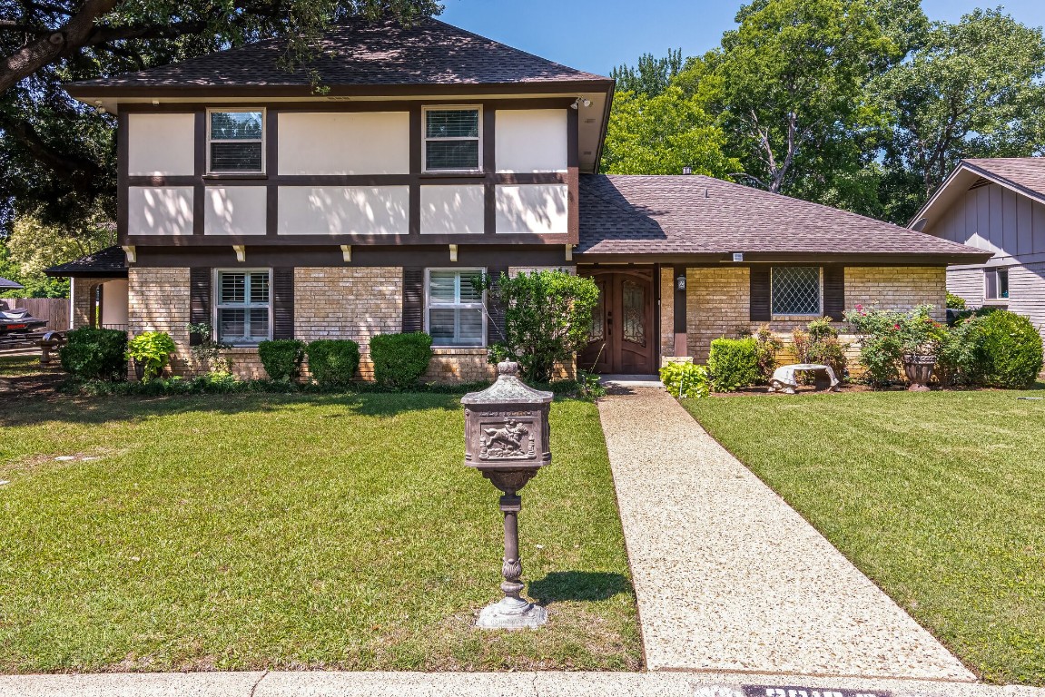 3913 Diamond Loch E North Richland Hills TX 76180