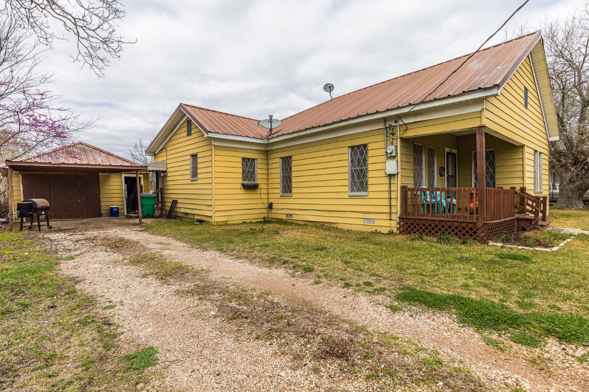 905 E Mclennan Avenue Mart TX 76664