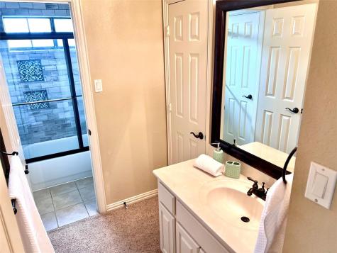 1617 Thousand Oaks Drive Decatur TX 76234