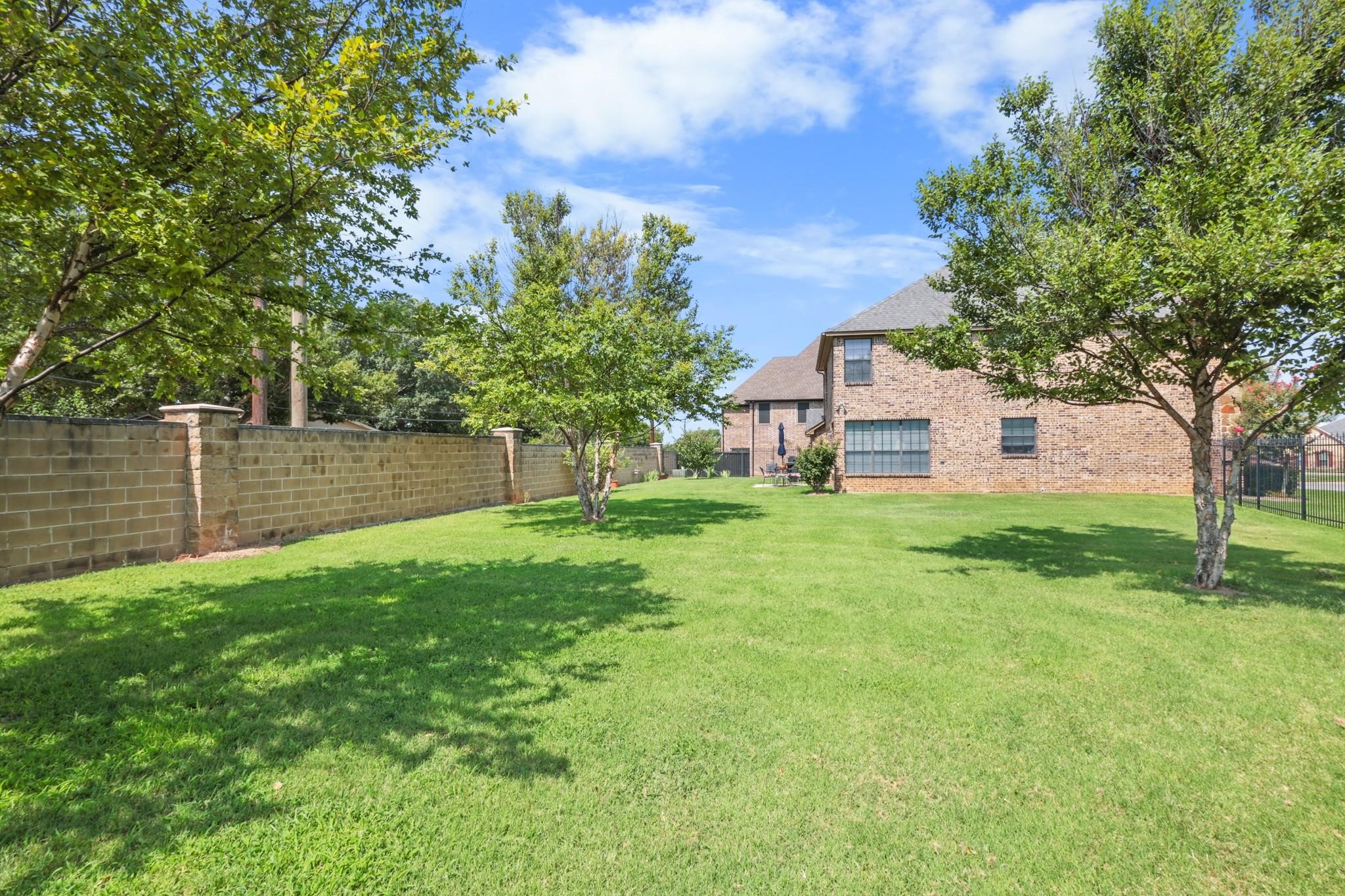1617 Thousand Oaks Drive Decatur TX 76234