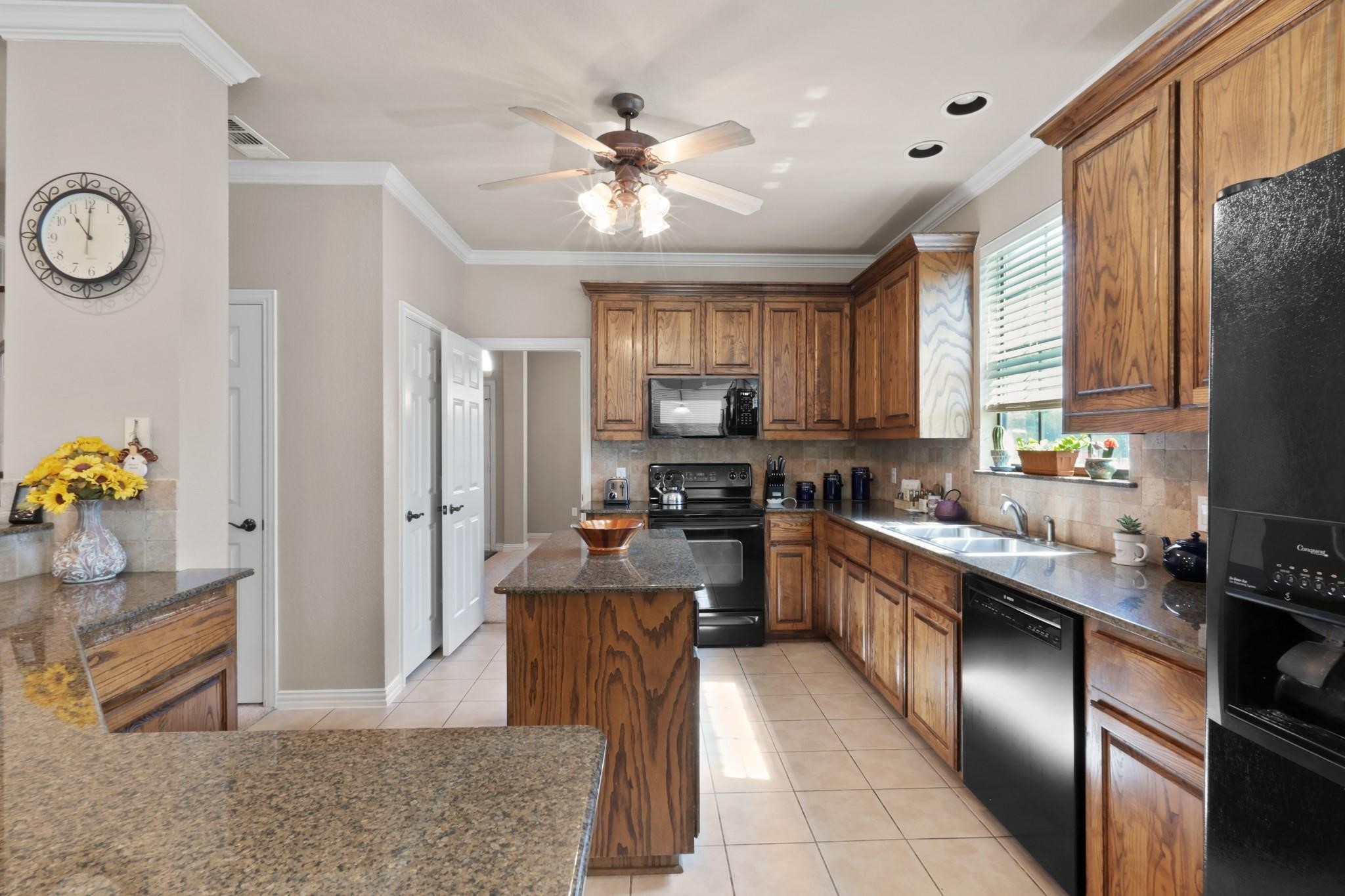 1617 Thousand Oaks Drive Decatur TX 76234