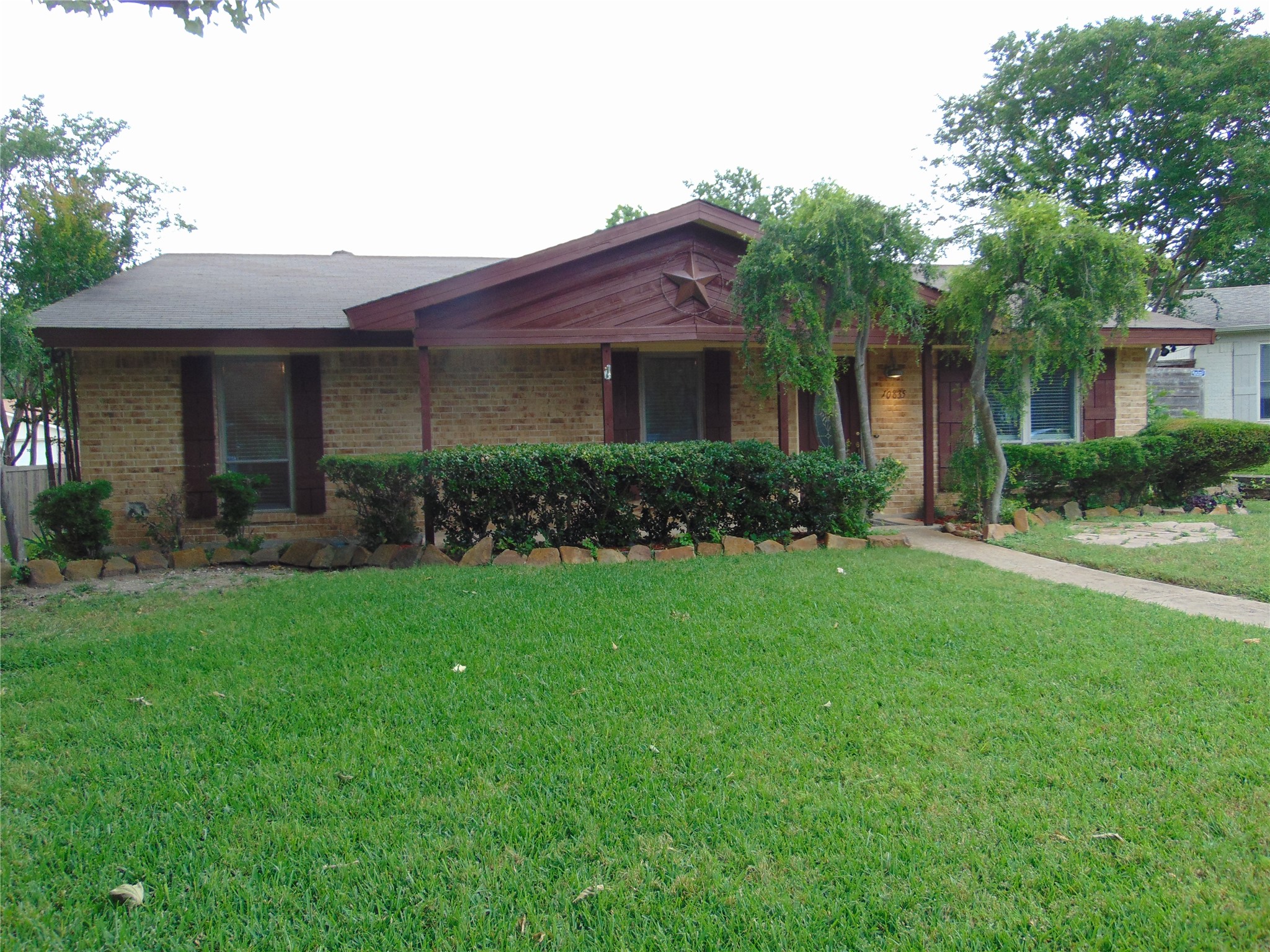 10835 Hayfield Drive Dallas TX 75238