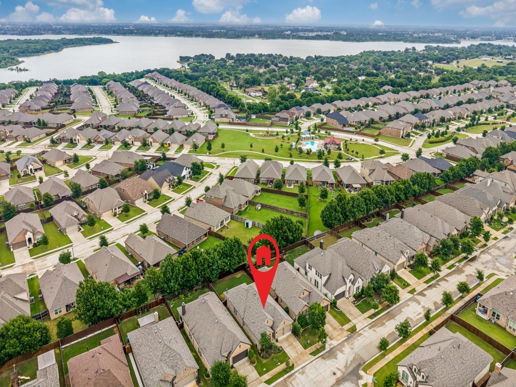 3300 Discovery Drive Oak Point TX 75068