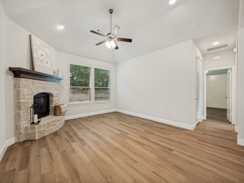 3300 Discovery Drive Oak Point TX 75068