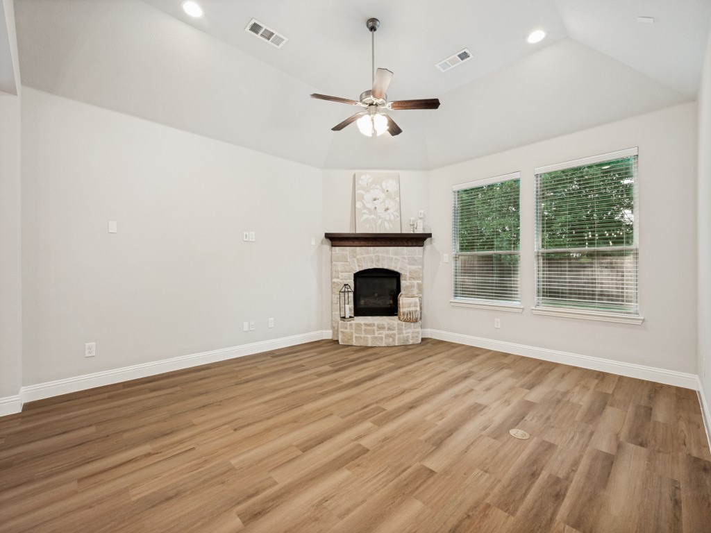 3300 Discovery Drive Oak Point TX 75068